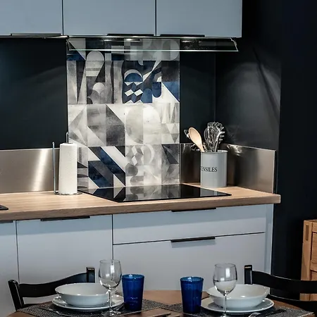 Scamaroni Apartment Caen